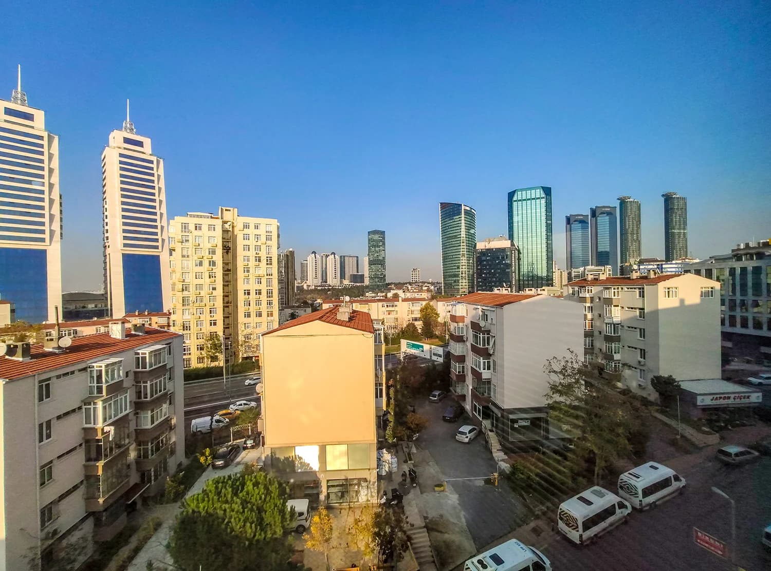 Luven Office iç mekan — Levent'a yakın Gayrettepe ofisi